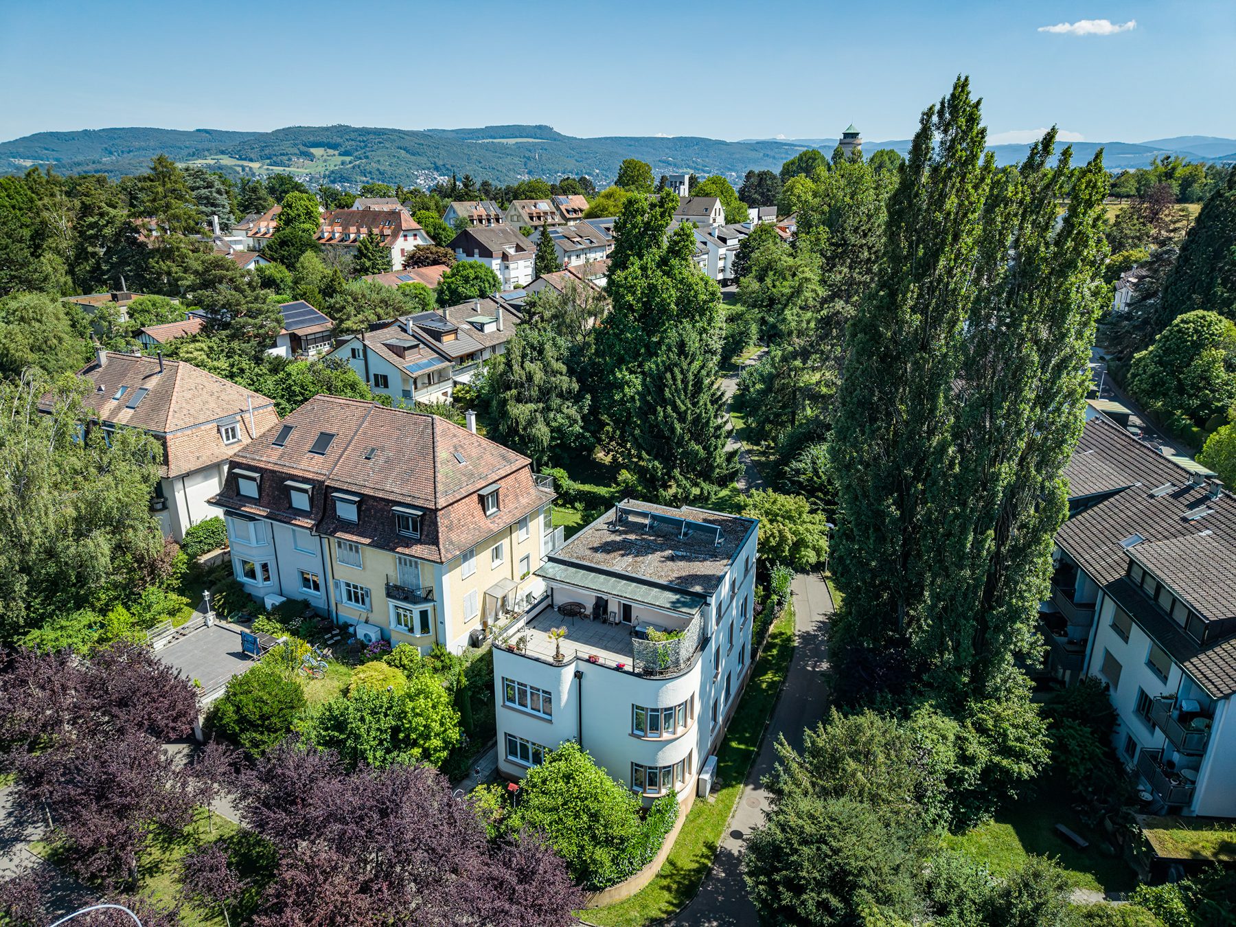 Luftaufnahme des Quartiers mit dem Haus Bruderholzallee 124